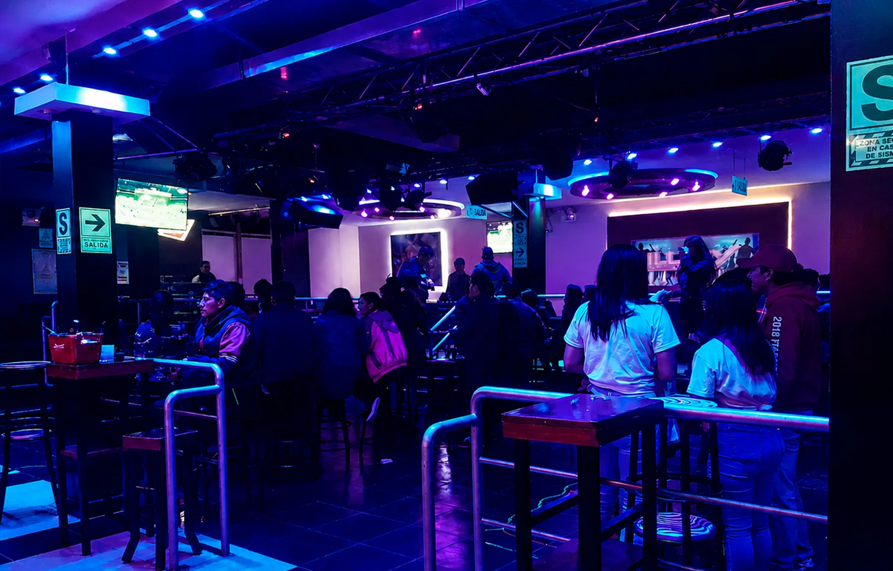 ILLARY Discoteca foto 5