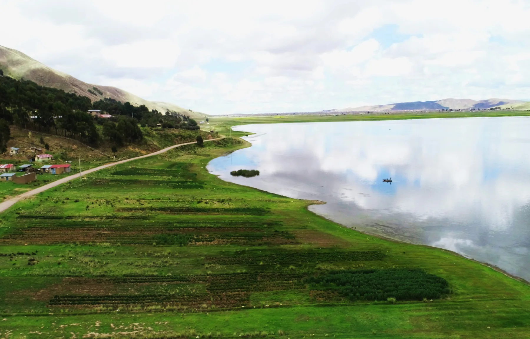 Laguna de Chacas foto 1