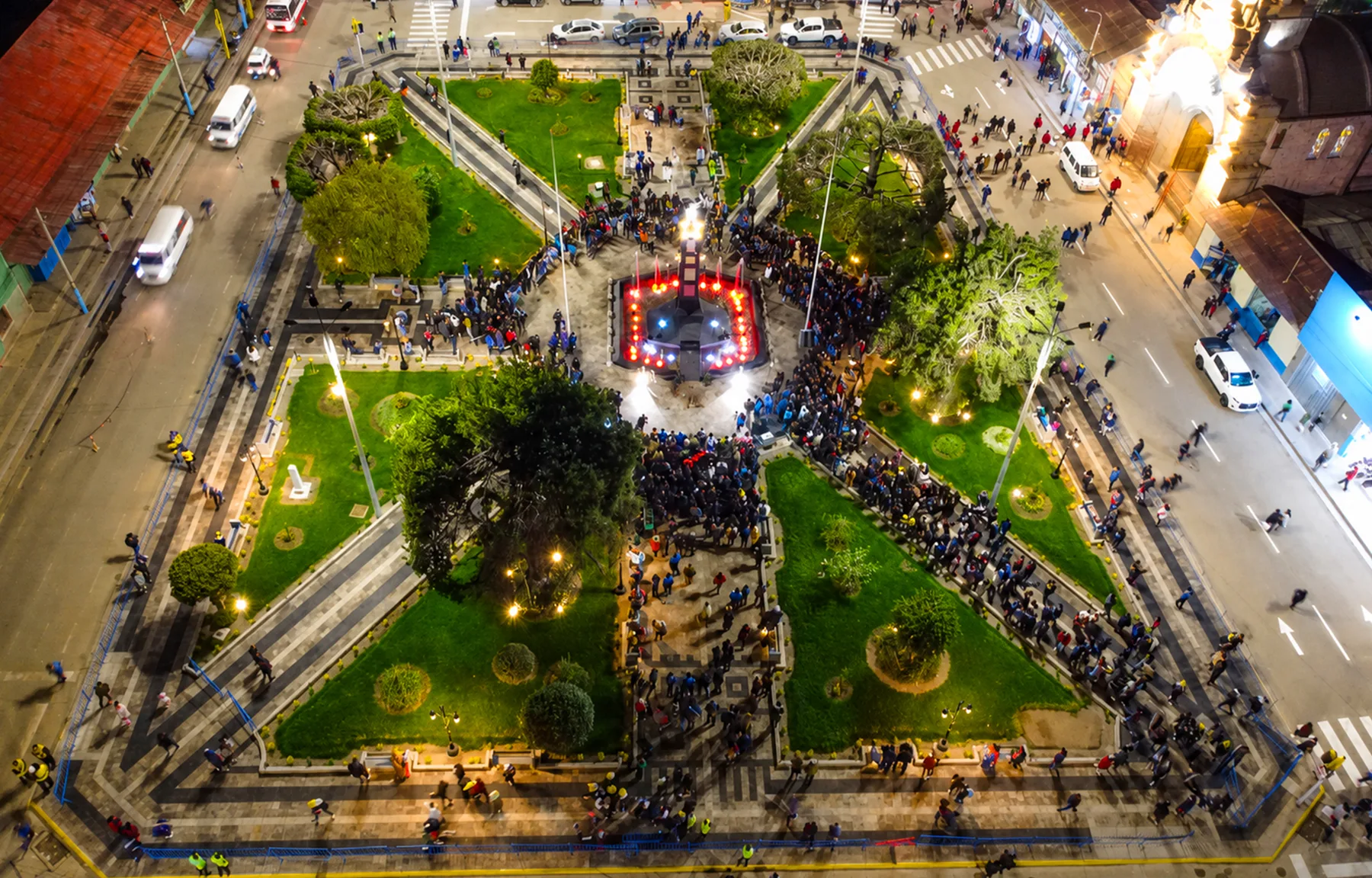 Plaza Bolognesi foto 2